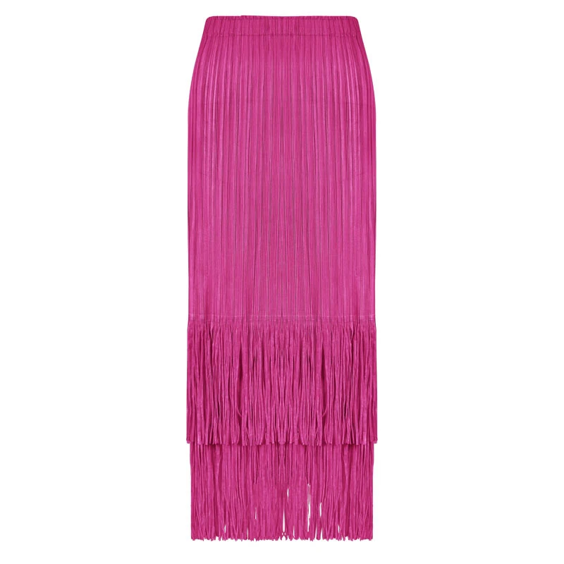 Saia plissada com barra de tassel, corte em A, midi. Elegância e estilo em uma peça! Perfeita para looks sofisticados e confortáveis, ideal para você. — foto 4
