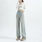 Calças jeans retas folgadas verde menta femininas. Conforto e estilo para o dia a dia. Combine com blusas e tênis para um visual moderno e despojado. — foto 12