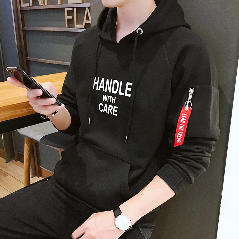 Camiseta masculina de manga longa com capuz, camisa por baixo, suéter. Top moderno e confortável para diversas ocasiões, perfeito para sobreposições. — foto 2
