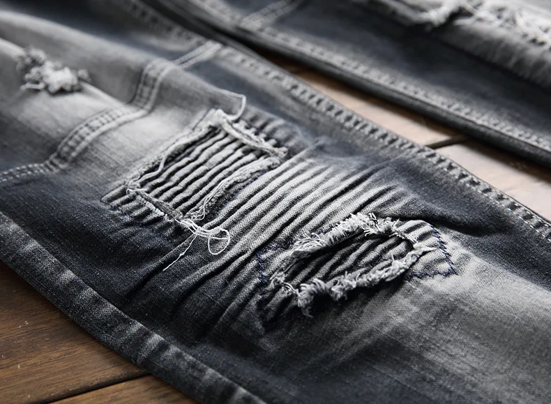 Title 5, Mens slim hole