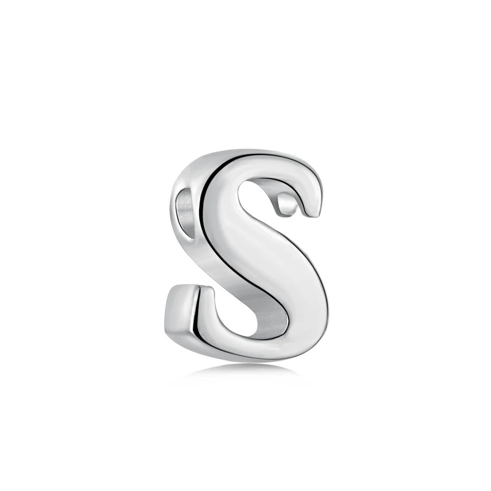 Novo Colar Feminino de Letras Fashion, um acessório estiloso e personalizado para mulheres que buscam exclusividade e elegância. — foto 9