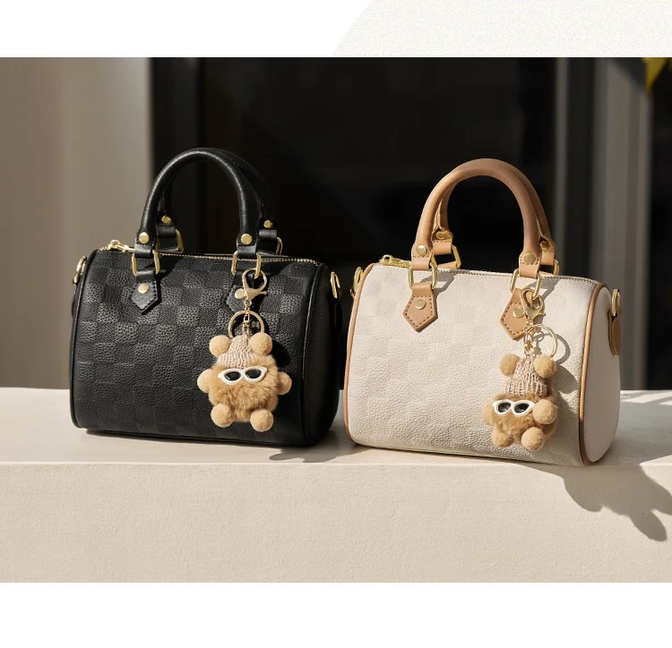 Title 10, Witte Boston crossbody tas van echt leer, stijl...