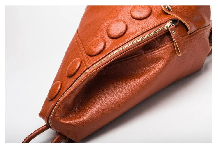 Title 22, Zaino da donna in vera pelle con texture litchi...
