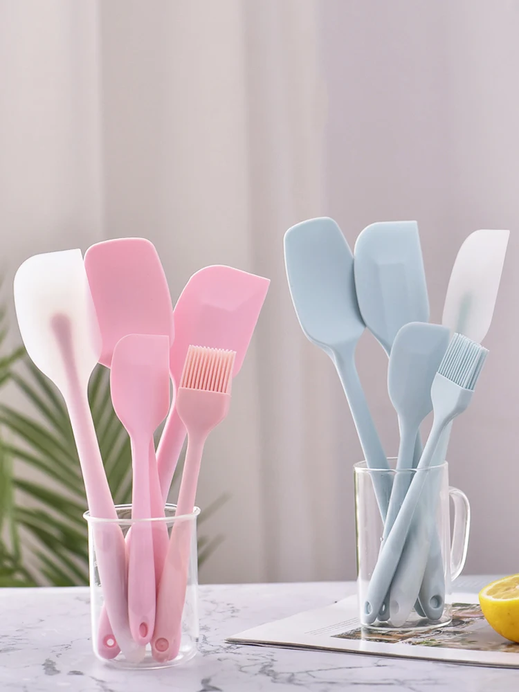 Title 4, Heat-resistant silicone baking spatula, non-sti...