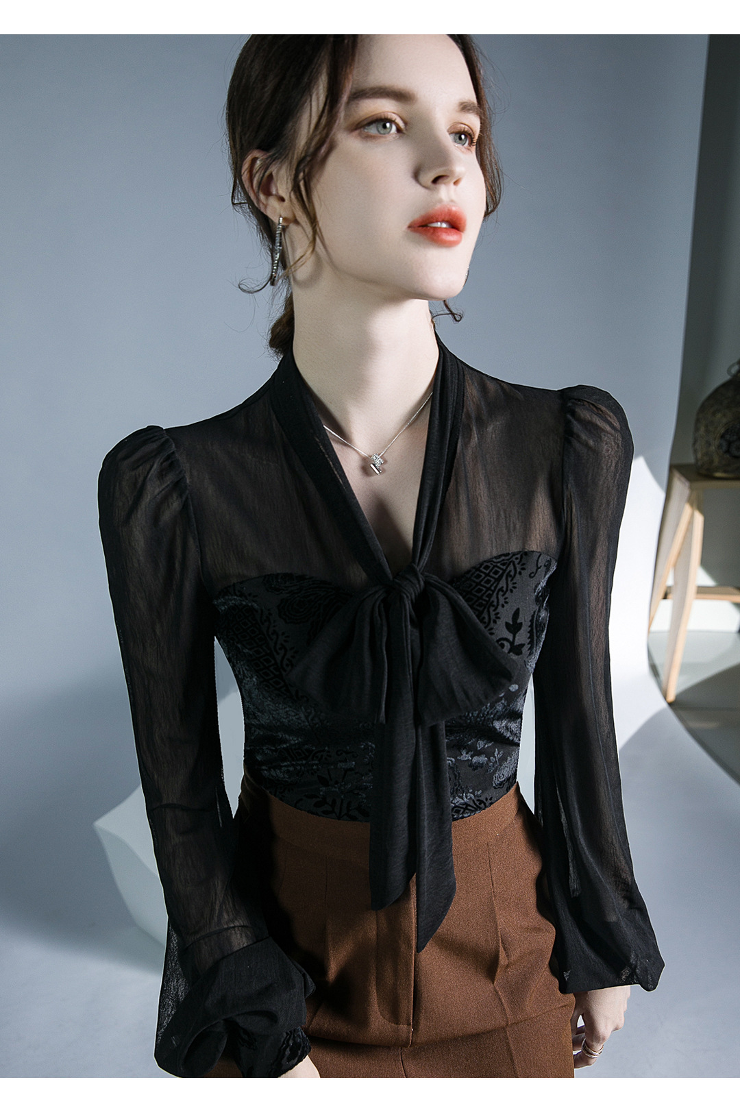Title 4, Lantern Sleeves Lace Up Top New Western Style U...