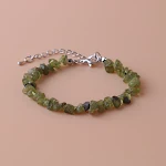 Pulseira feminina de cascalho natural. Design elegante e discreto. Para um visual natural e sofisticado. Abrace a beleza da natureza. — foto 1