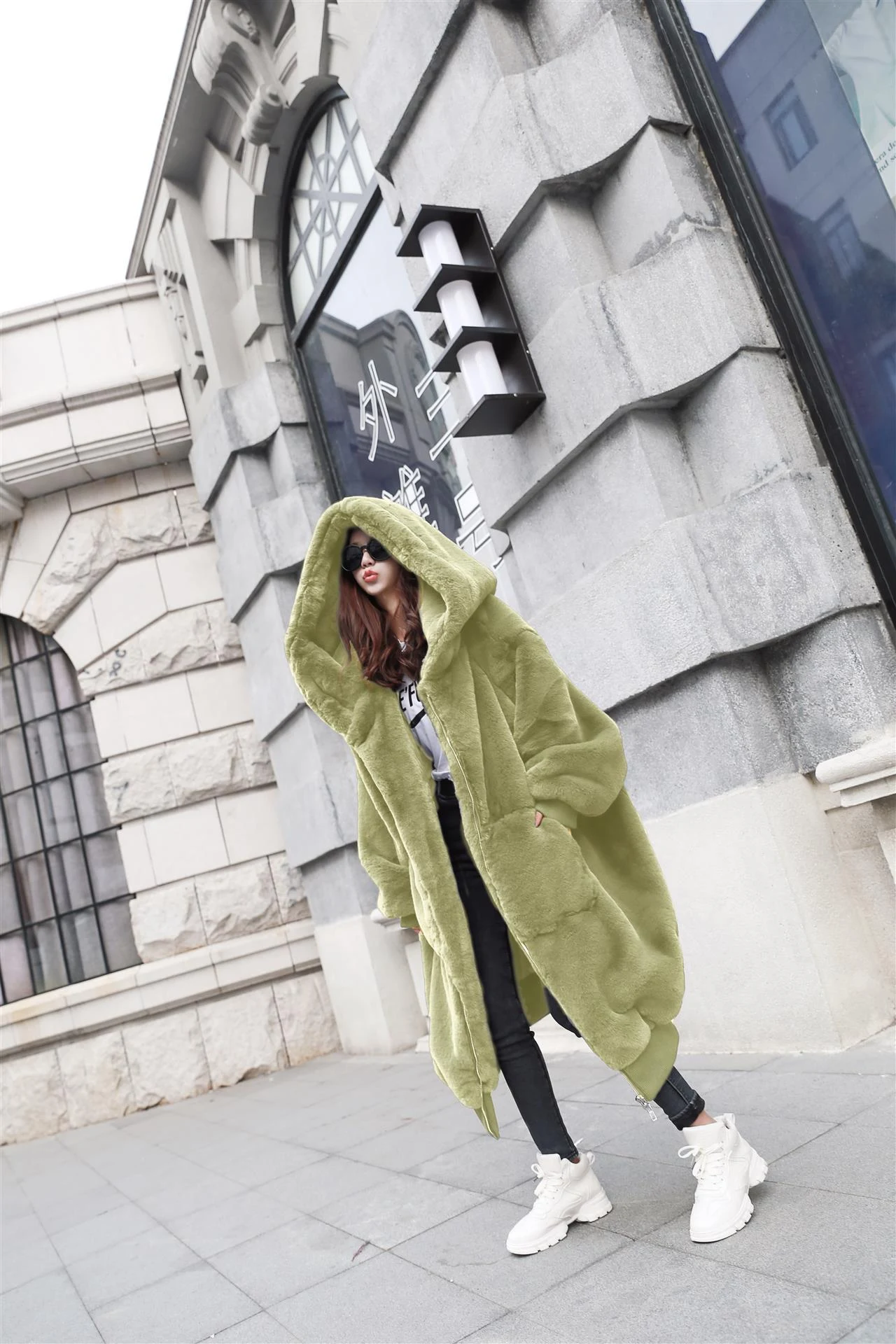 Title 9, Rex Rabbit Fur Thickened Long Hooded Fur Coat W...