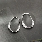 Brincos de Prata Esterlina Mobius Niche — foto 4