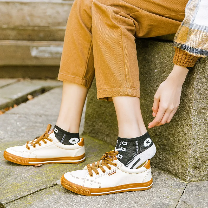 Title 2, Combed Cotton Deodorant Breathable Boat Socks