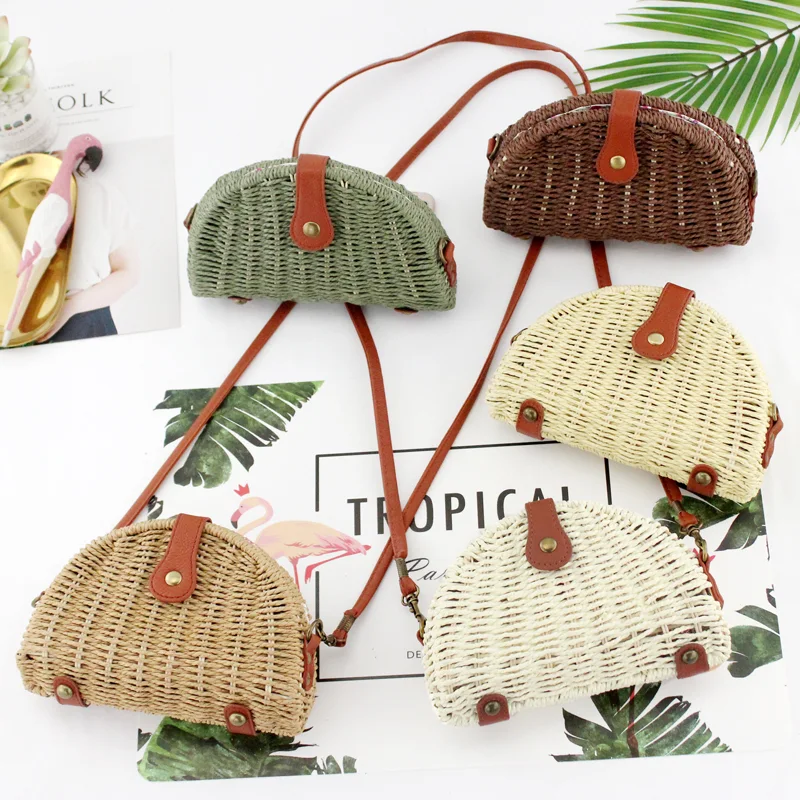 Title 6, Semicircular mini straw bag, a stylish and prac...