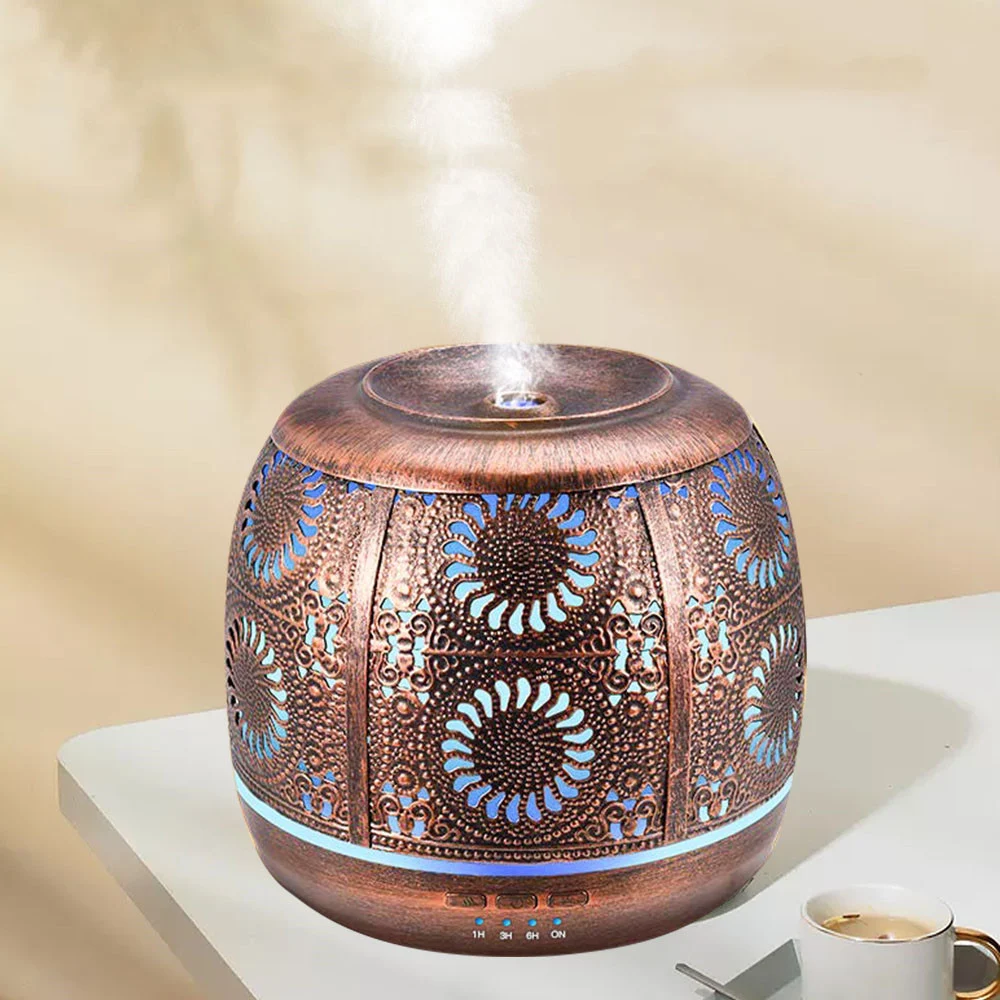 Retro Home Aroma Diffuser Create a relaxing and fragrant atmosphere with this stylish essential oil diffuser, perfect fo — photo 1