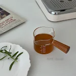 Italian Creative Milk Cup Glass Measuring Cup With Scale, offering precise measurements for all your baking and cooking — photo 4