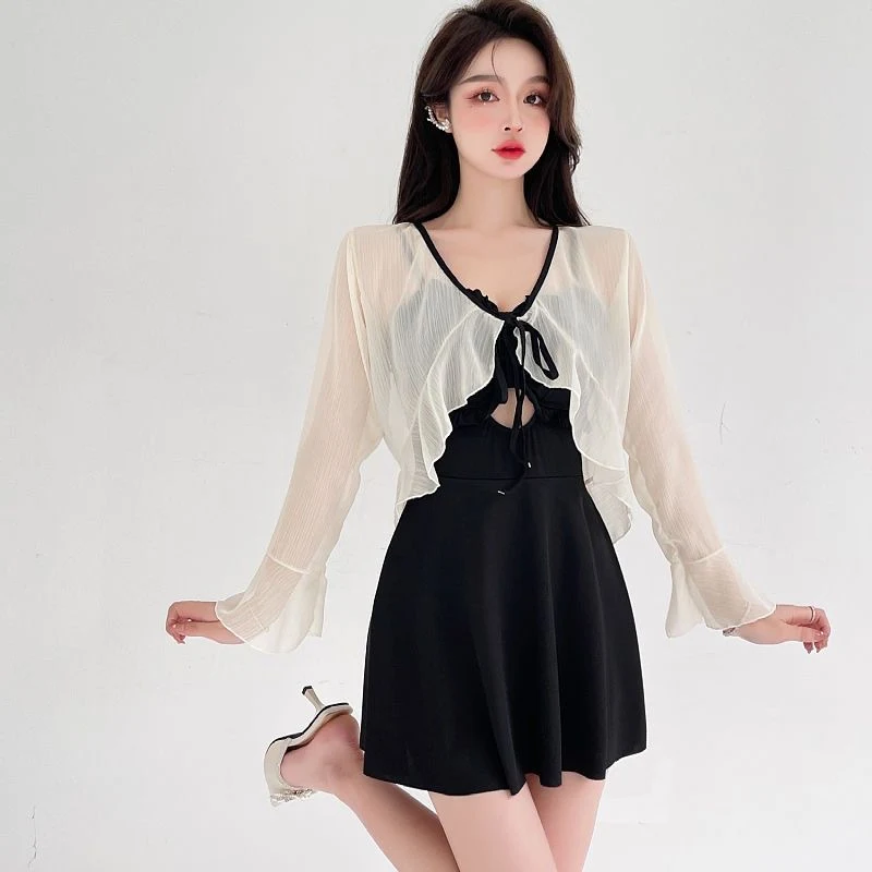 Maiô feminino manga longa, estilo siamês conservador, blusa emagrecadora, modelagem slim fit para um visual elegante e confortável na praia ou piscina. — foto 8