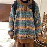 Veelzijdige Japanse retro sweater voor een tijdloze stijl. Ideaal voor casual en elegante looks, geniet van comfort en een uniek ontwerp voor elke gelegenheid. — foto 10