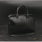 Bolsa transversal masculina vintage de couro de vaca, perfeita para ombro ou crossbody, design clássico e resistente para o uso diário e viagens. — foto 9