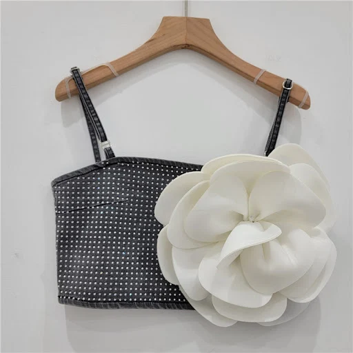Title 4, Dames camisole met grote 3D bloem, korte denim ...