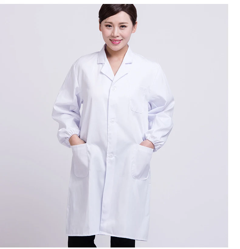 Jaleco branco de manga longa essencial para profissionais. Garante proteção e conforto em ambientes como laboratórios e consultórios. — foto 2
