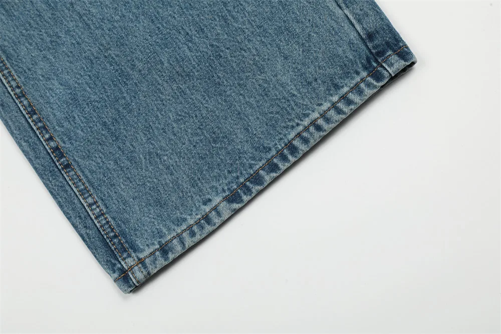 Title 12, Water Denim Straight-Leg herenbroek, een tijdlo...