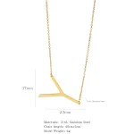 Colar feminino polido estilo coreano com letras simples em inglês Joia fashion ideal para uso diário Elegante e fácil de combinar com qualquer look — foto 3