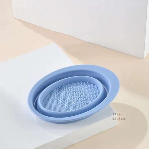 Title 4, Scrubbing Plate Makeup Brush Cleaning Pad and B...