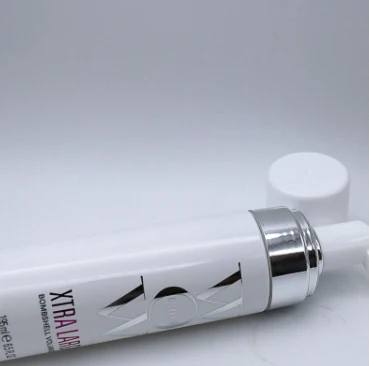 Mousse Espuma para Cabelos Volumosos e Espessos. Modelagem, Adição de Volume e Proteção Térmica. Cabelos Lindos e Protegidos. — foto 5