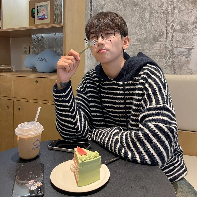 Men's Daily Casual Simple Personality Striped Knitwear Sweater. Perfect for everyday wear, comfortable, stylish, and add — photo 7