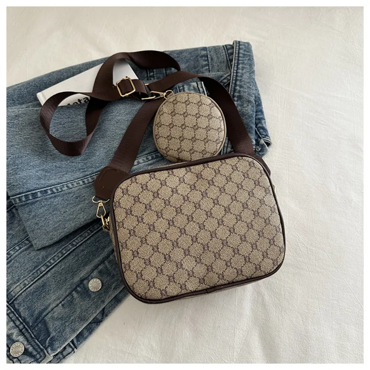 Borsa a spalla casual da donna in stile western semplice, perfetta per tutti i giorni. Comoda, pratica ed elegante, ideale per ogni occasione. — foto 1