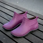 New Women's Cute And Fashionable Rain Boots. Stay dry and stylish with these waterproof boots perfect for any rainy day. — photo 3