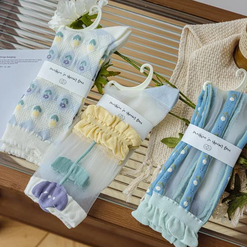 Women's Fashion Simple Transparent Card Silk Tube Socks — photo 2