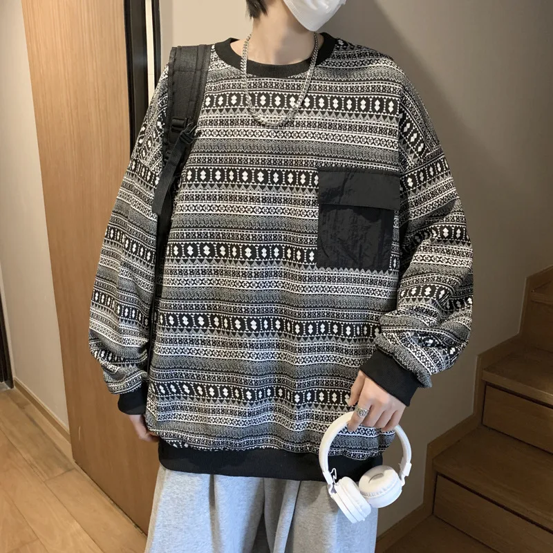 Men's Retro Round Neck Sweatshirt Comfortable and Stylish Classic Design Versatile Everyday Wear Vintage Look Perfect fo — photo 5