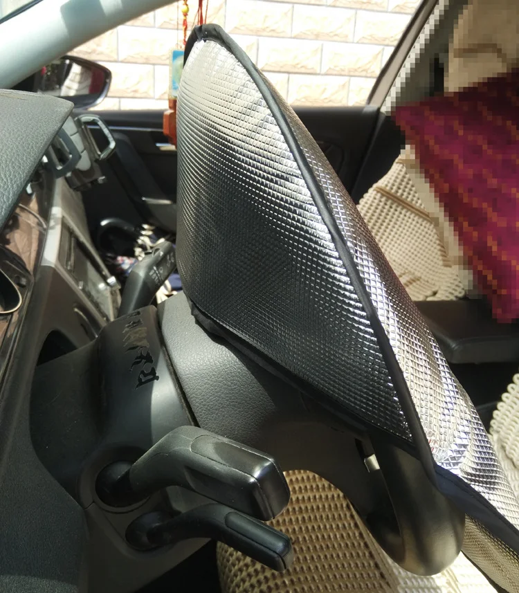 Sun Protection and Anti-Scald Cover for Steering Wheel. Shields from sun, prevents heat burns, keeps the steering wheel — photo 4