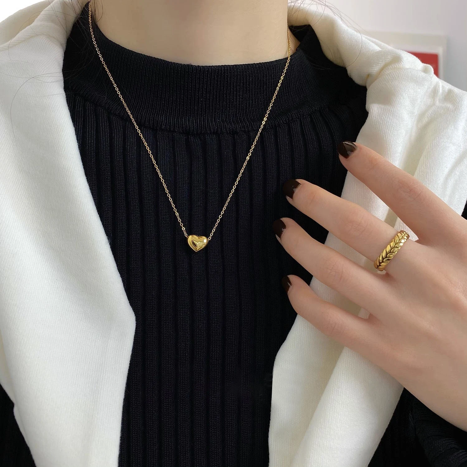 Colar 3D Coração de Amor Design Sensível para Clavícula Joia Feminina Charmosa Presente Romântico para Ela Pingente Sofisticado Estilo Único — foto 5