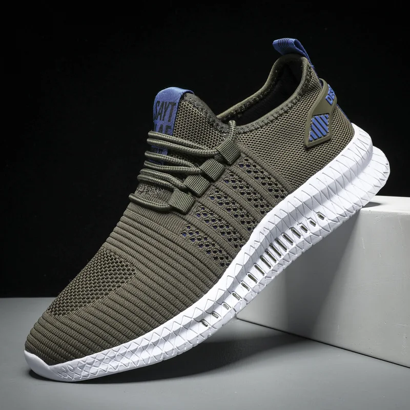 Oddychające buty do biegania z latającą siatką, idealne do fitnessu na świeżym powietrzu. Zapewniają komfort i wsparcie podczas treningów. — zdjęcie 7