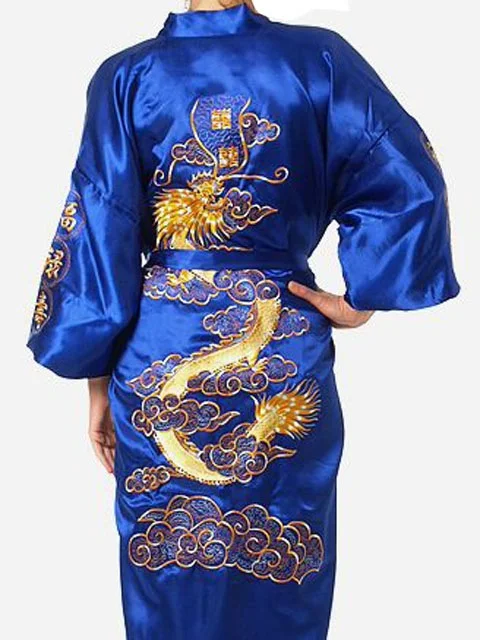 Embroidered men's home nightgown, perfect for relaxing evenings. Soft and comfortable sleepwear for restful nights and u — photo 1