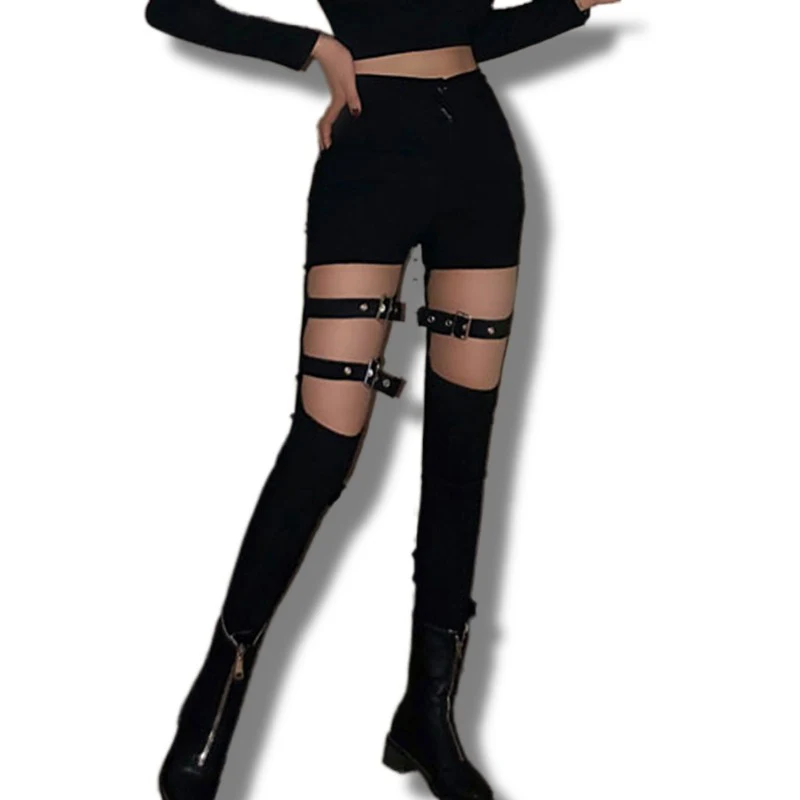 Title 3, Sweet Metal Button Stretch Skinny Pants offer a...