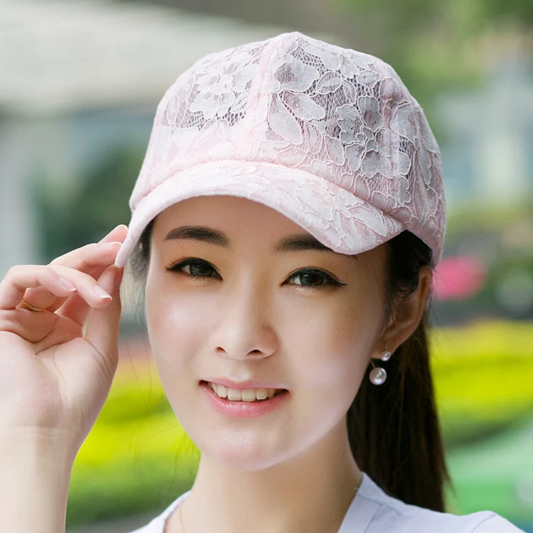 Title 5, Gorra de béisbol de encaje