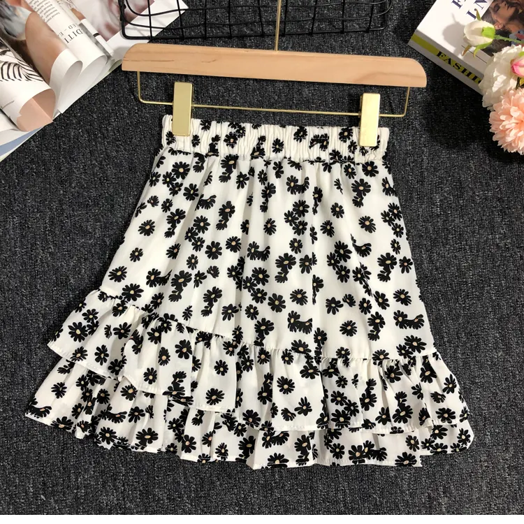 Title 6, Womens Daisy Floral Lotus Leaf Skirt for a sty...