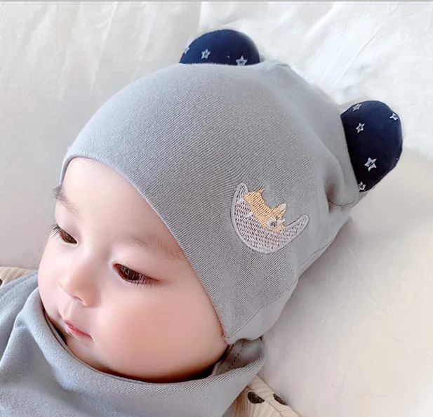 Touca de algodão de primavera para bebê, fofa e charmosa. Perfeita para proteger do sol e manter o bebê aquecido com muito estilo e conforto. — foto 9