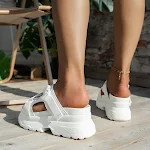 Ins Fashion dikke zool sandalen met gesp, zomerse strandschoenen voor dames, comfortabel en modieus voor een perfecte zomerlook. — foto 7