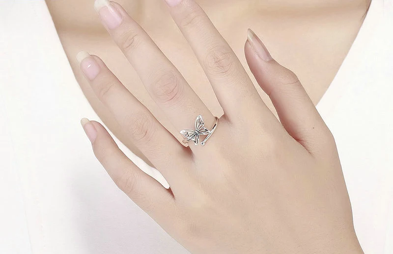 Conjunto de Joias Anel e Brinco de Sonho de Borboleta de Prata S925. Beleza e Encanto em Cada Detalhe. Um Toque de Sonho e Sofisticação. — foto 5