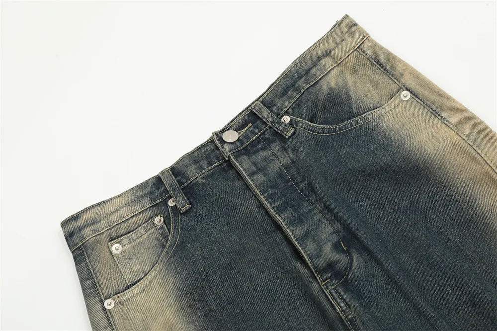 Denim Wide-leg Draggle-tail Broek voor Heren Comfortabele en Stijlvolle Jeans met wijde pijpen en een subtiele sleehak, perfect voor casual outfits. — foto 15