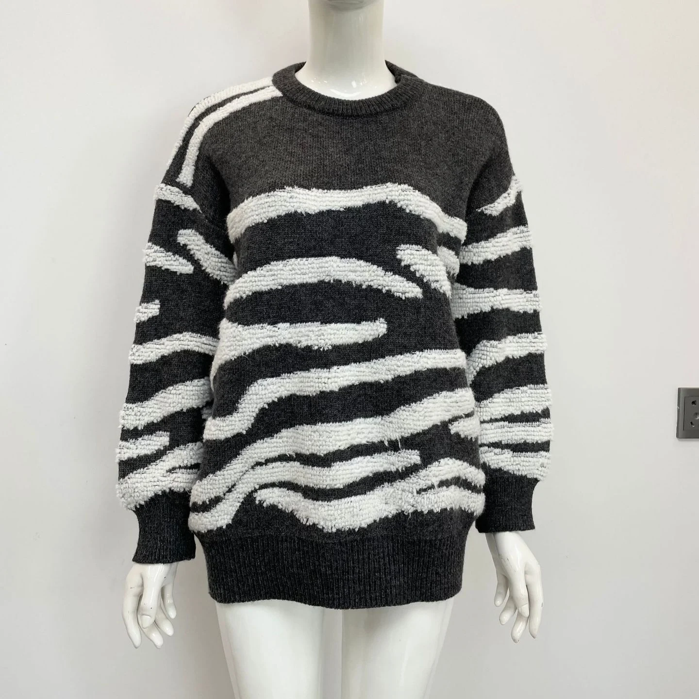 product image - 3