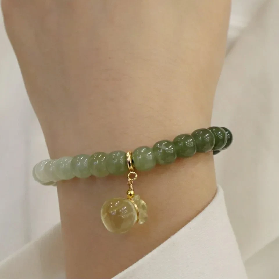 Pulseira de contas barril de jade Hetian gradiente natural. Sinta a serenidade e a beleza da jade, perfeita para o seu bem-estar diário. — foto 5