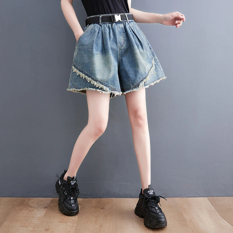 Shorts de mujer estilo coreano nuevos, mezclilla con costuras y lavado. Comodidad y moda, ideales para un look casual y fresco este verano. — foto 4