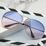 Gold frame blue powder