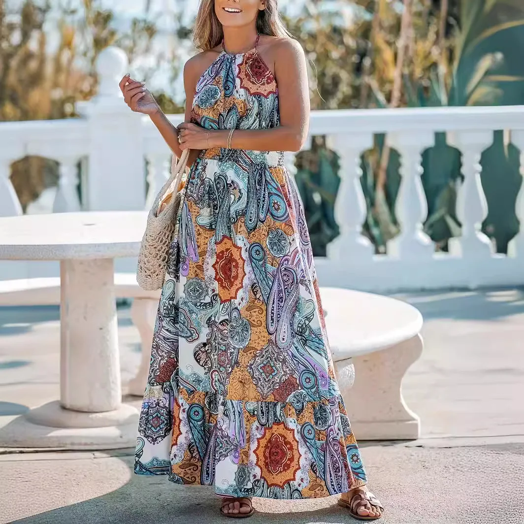 Vestido feminino halter com ombros de fora, moda para mulheres que buscam elegância e conforto, perfeito para diversas ocasiões. — foto 4