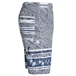 Fashion men's European and American style Bermuda shorts. Comfortable and stylish shorts for a casual, fresh summer look — photo 2