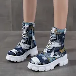 Ženske čizme do gležnja Doc Martens Platform Washed Camo sa pertlama. Udobne, stilske i robusne čizme za svakodnevnu upotrebu. — foto 6