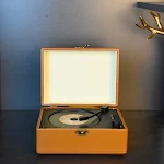 Portable Retro Multi-function CD Player Enjoy music on the go with this versatile player featuring radio, USB, and more. — photo 5