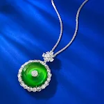 Colar com fivela Silver Emerald King Green Peace. Expresse paz e estilo com este colar único. Elegância e significado em uma joia. — foto 3